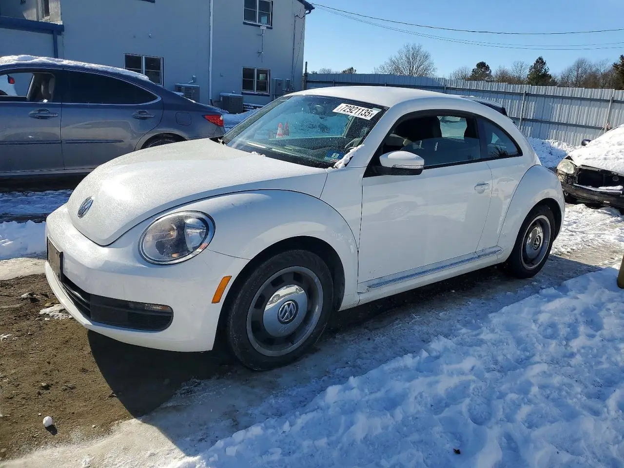 VOLKSWAGEN BEETLE 2012. Lot# 72921135. VIN 3VWJP7AT4CM617997. Photo 1