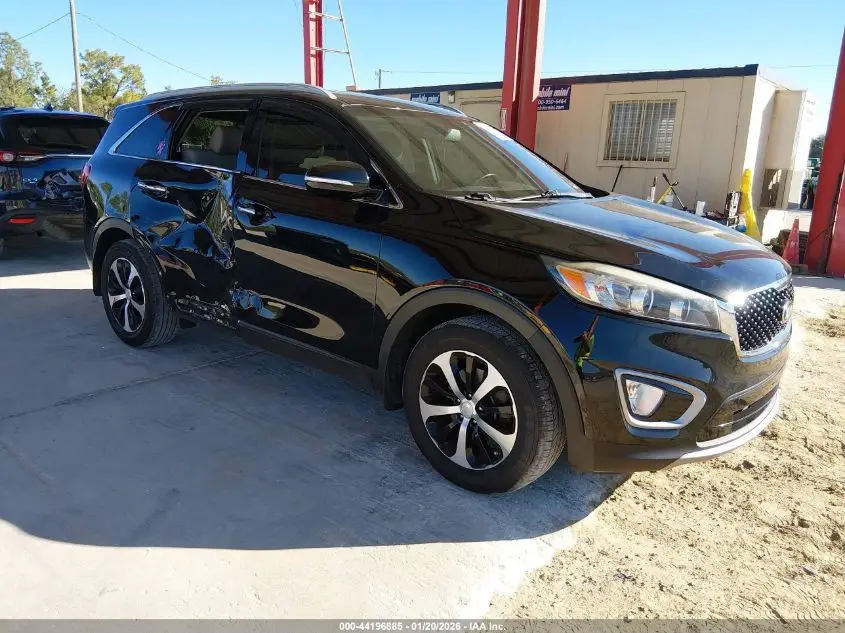 KIA SORENTO 2018. Lot# 44196885. VIN 5XYPH4A16JG361928. Photo 1