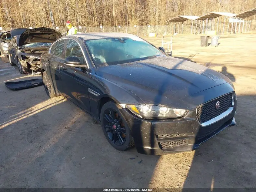 JAGUAR XE 2018. Lot# 43990485. VIN SAJAJ4FX2JCP24092. Photo 1