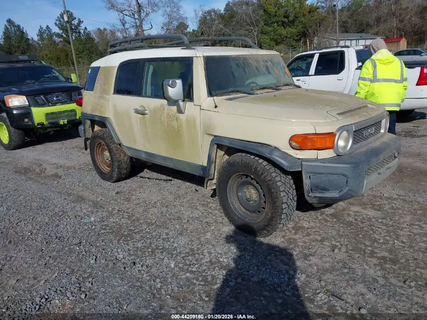 TOYOTA FJ CRUISER 2008. Lot# 44209160. VIN JTEBU11F38K002777. Photo 1