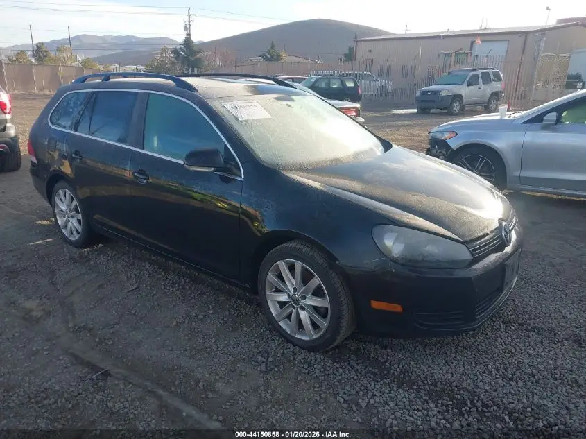 VOLKSWAGEN JETTA SPORTWAGEN 2014. Lot# 44150858. VIN 3VWPL7AJXEM603108. Photo 1