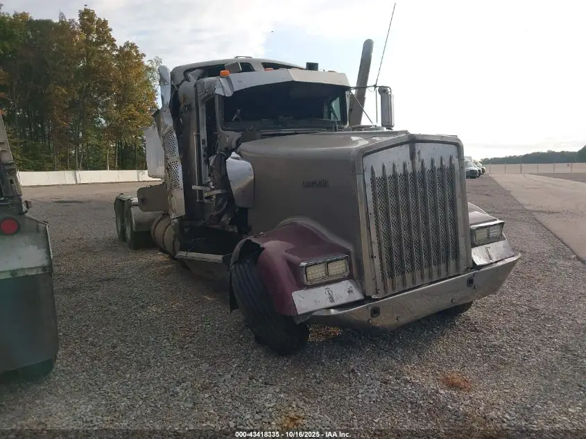 KENWORTH CONSTRUCTION 2005. Lot# 43418335. VIN 1XKWDB9X55J073123. Photo 1