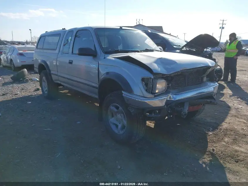 TOYOTA TACOMA 2001. Lot# 44215161. VIN 5TEWM72N71Z743868. Photo 1