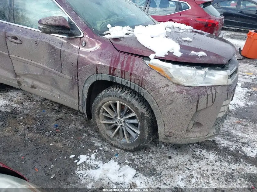 TOYOTA HIGHLANDER 2019. Lot# 44204377. VIN 5TDJZRFH6KS959933. Photo 1