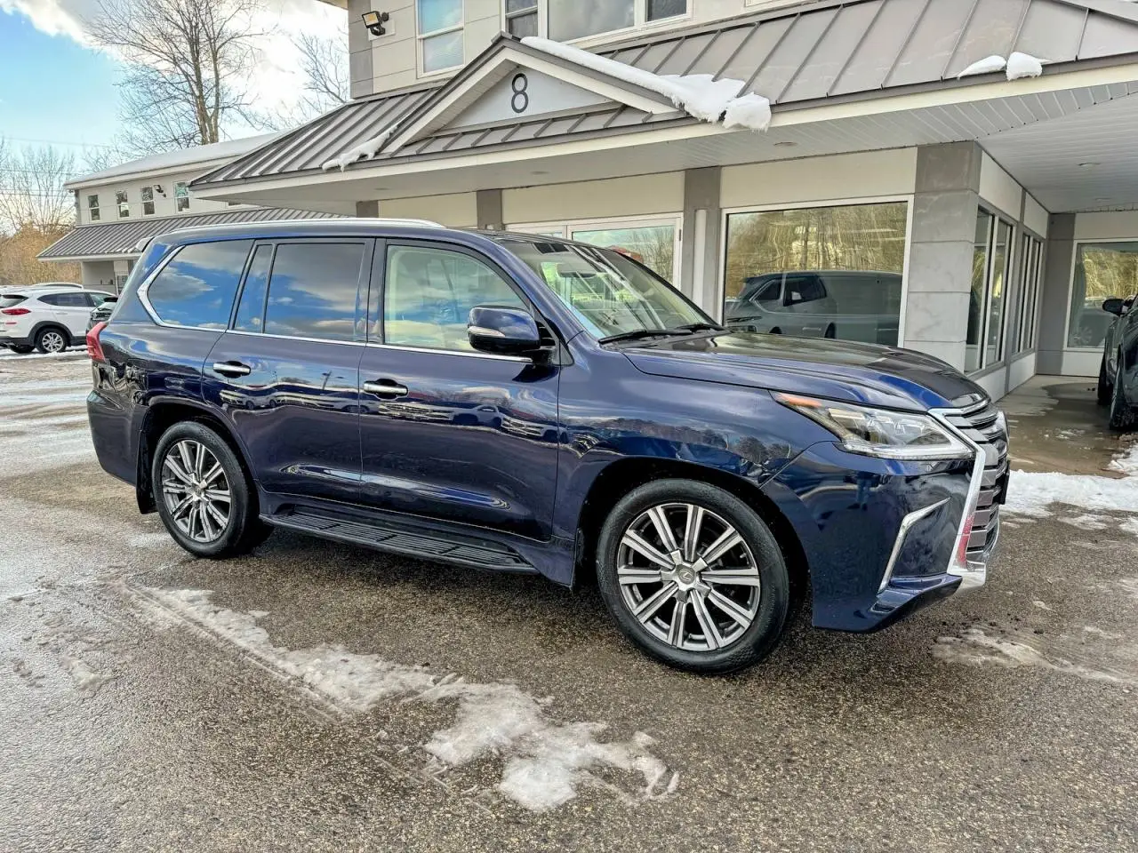 LEXUS LX570 2017. Lot# 74918385. VIN JTJHY7AX2H4242774. Photo 1