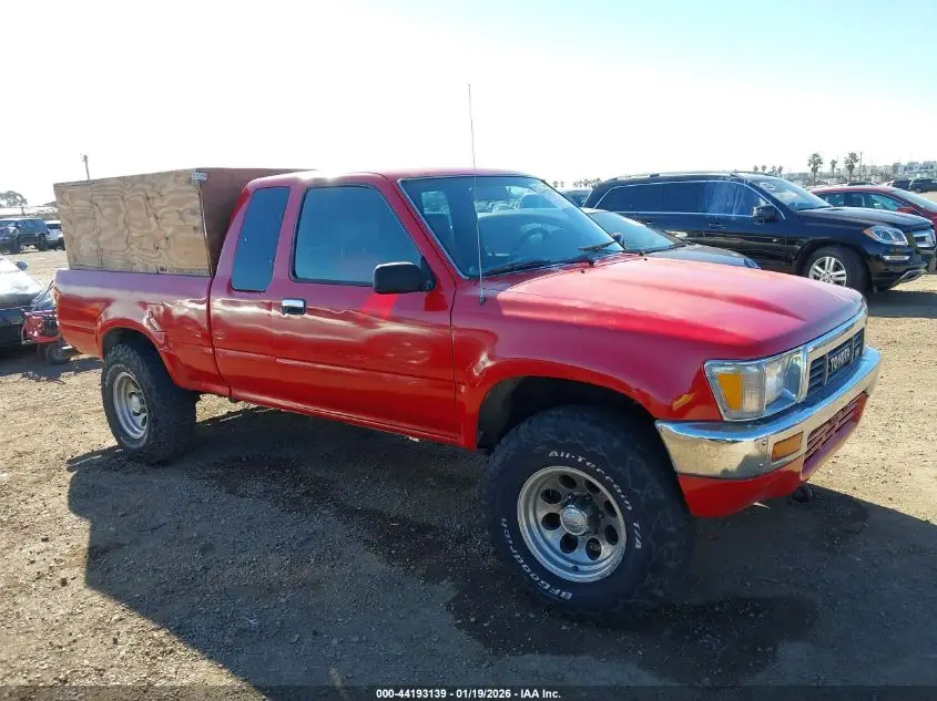TOYOTA PICKUP 1990. Lot# 44193139. VIN JT4VN13G7L5036622. Photo 1