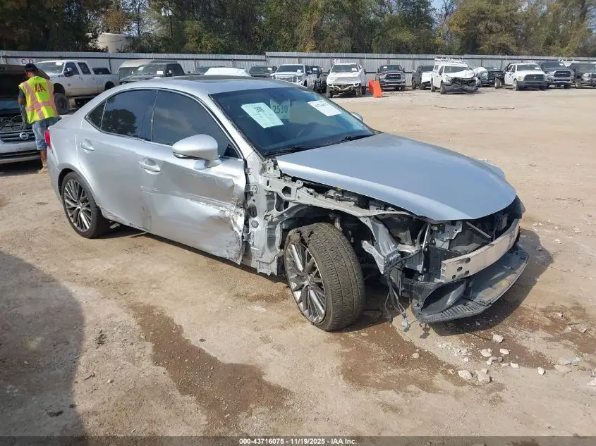 LEXUS IS 200T 2016. Lot# 43716075. VIN JTHBA1D29G5038426. Photo 1