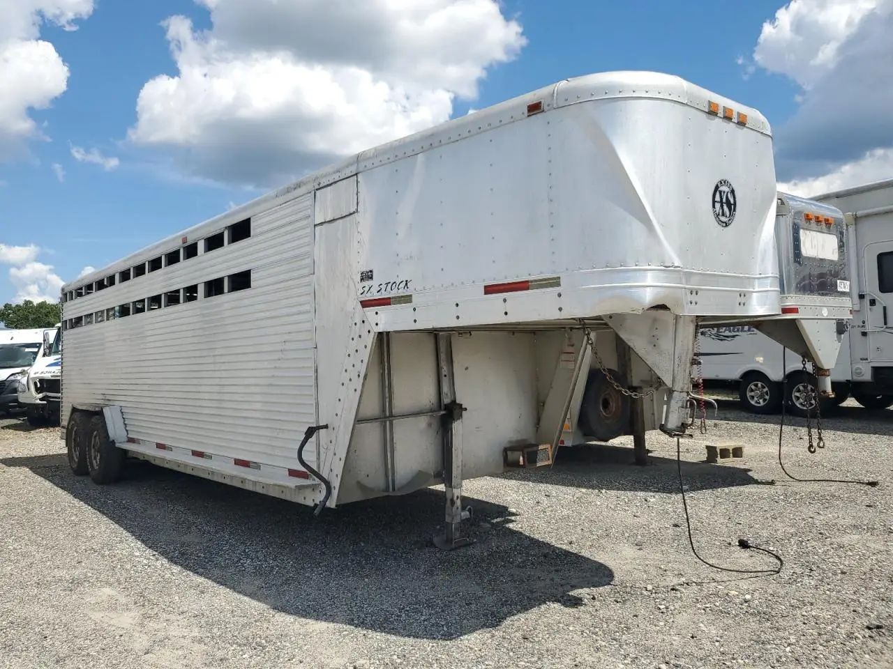 EXXISS UNKNOWN 2000. Lot# 71186015. VIN 4LAAS2423Y1004891. Photo 1