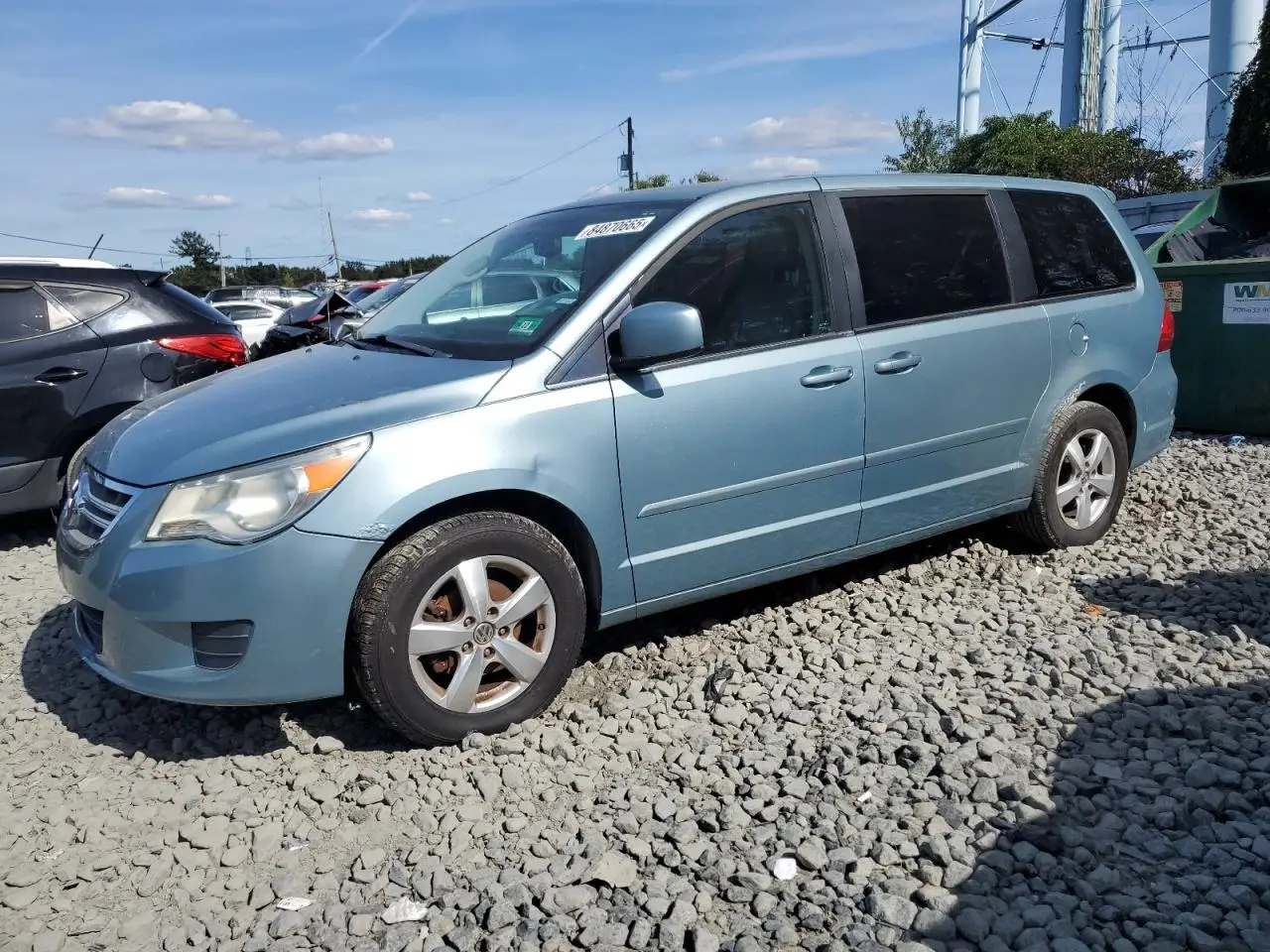 VOLKSWAGEN ROUTAN 2010. Lot# 84870665. VIN 2V4RW3D12AR246166. Photo 1