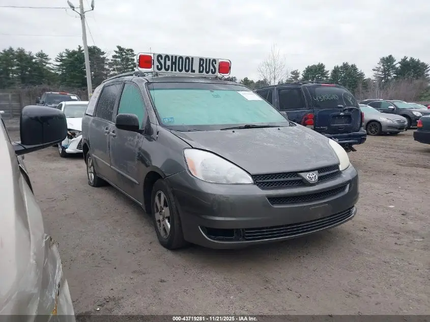 TOYOTA SIENNA 2005. Lot# 43719281. VIN 5TDZA23C95S264490. Photo 1