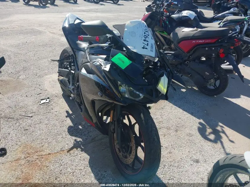 YAMAHA YZFR3 2015. Lot# 43826474. VIN MH3RH06Y2FK004384. Photo 1