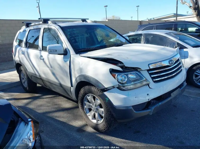 KIA BORREGO 2009. Lot# 43790733. VIN KNDJJ741195030797. Photo 1