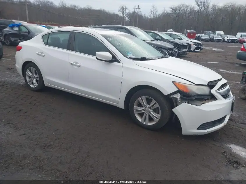 ACURA ILX 2013. Lot# 43843413. VIN 19VDE1F38DE021694. Photo 1