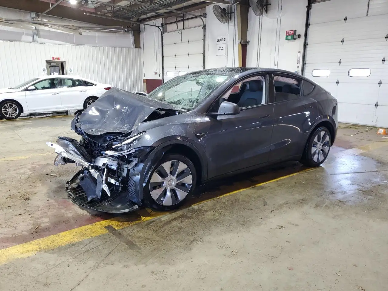 TESLA MODEL Y 2021. Lot# 86781745. VIN 5YJYGDEE8MF074476. Photo 1