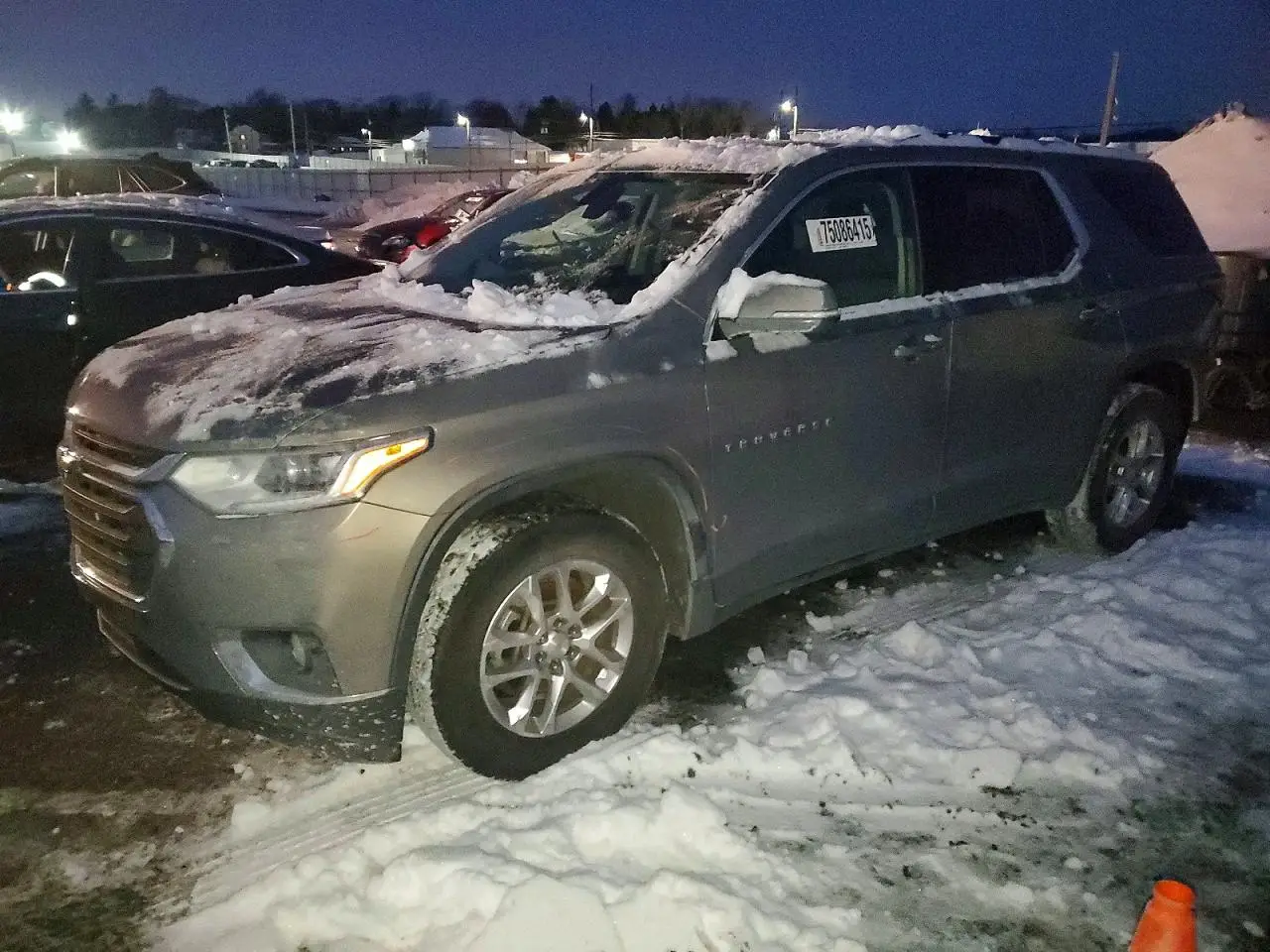 CHEVROLET TRAVERSE 2018. Lot# 75086415. VIN 1GNERGKW9JJ127936. Photo 1