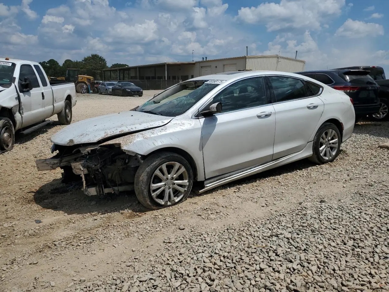CHRYSLER 200 2015. Lot# 92002125. VIN 1C3CCCAB8FN682339. Photo 1