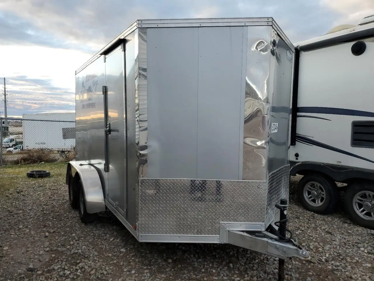 EVERLITE ALL Models 2020. Lot# 92282445. VIN 53BTTEA25LT028060. Photo 1