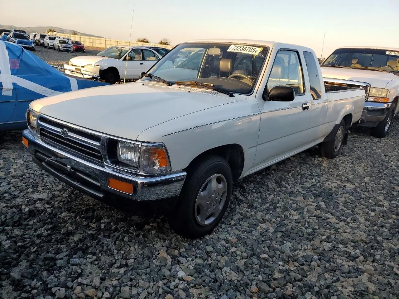 TOYOTA ALL OTHER 1994. Lot# 73238705. VIN JT4RN93P3R5110272. Photo 1