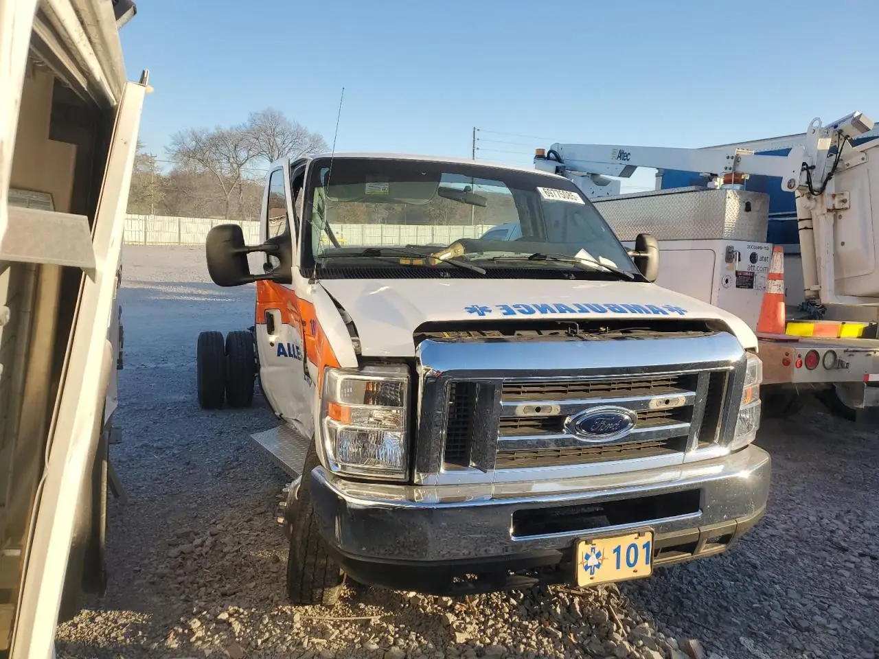 FORD ALL Models 2017. Lot# 69775085. VIN 1FDXE4FS9HDC29941. Photo 1