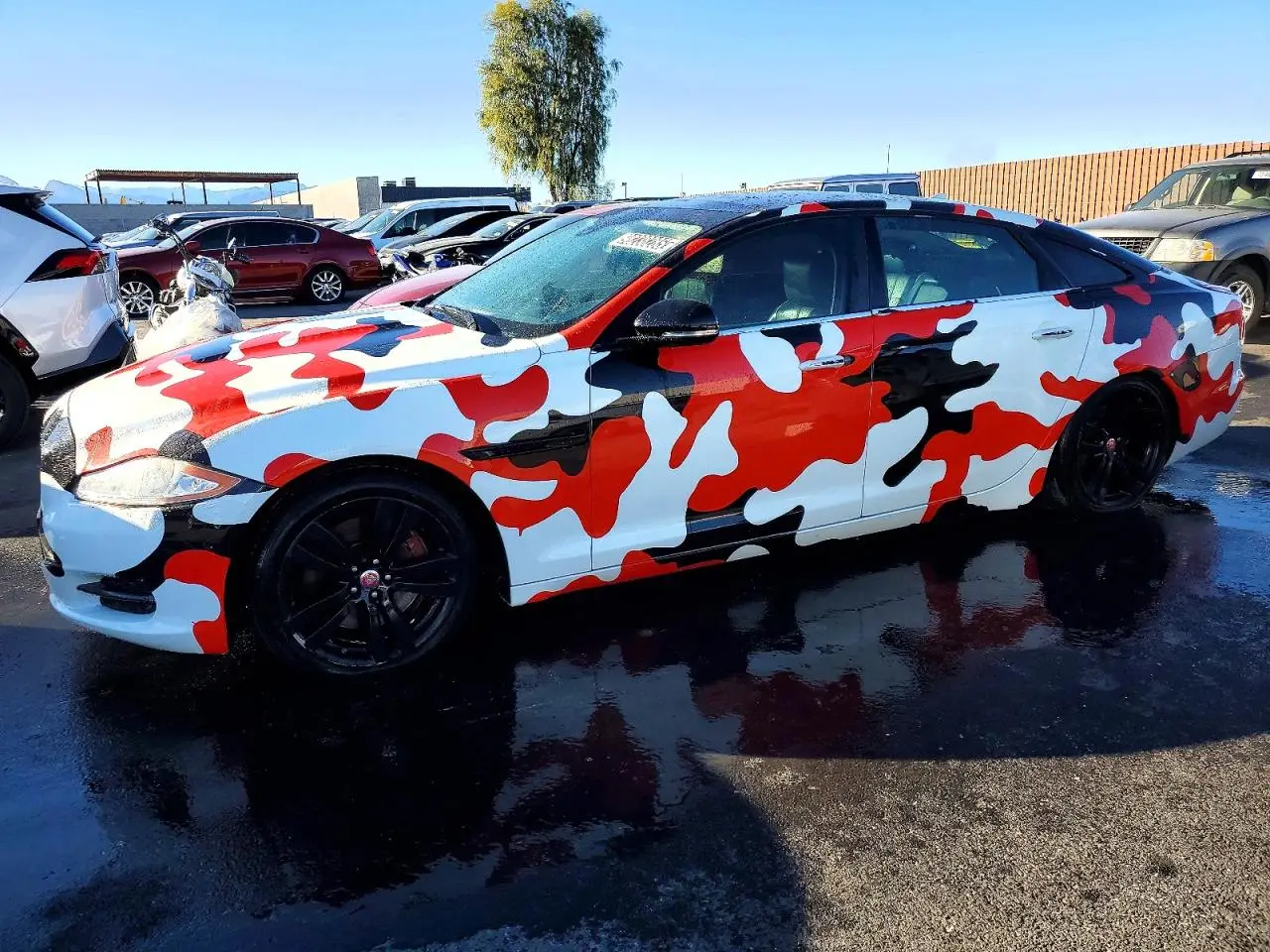 JAGUAR XJ 2015. Lot# 98238285. VIN SAJWA2GZ1F8V82354. Photo 1