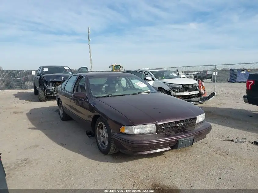 CHEVROLET CAPRICE / IMPALA 1996. Lot# 43967296. VIN 1G1BL52P5TR171830. Photo 1