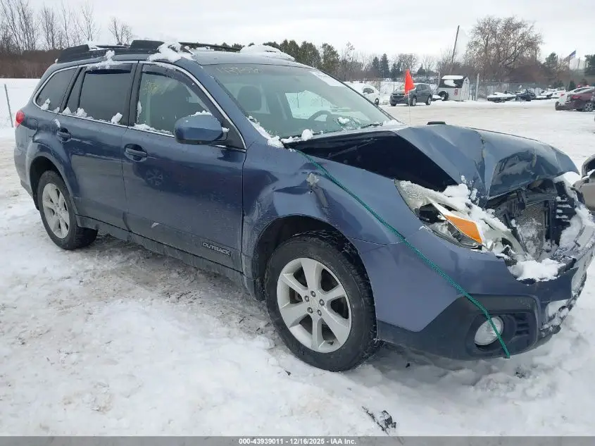 SUBARU OUTBACK 2014. Lot# 43939011. VIN 4S4BRBCC2E3299458. Photo 1