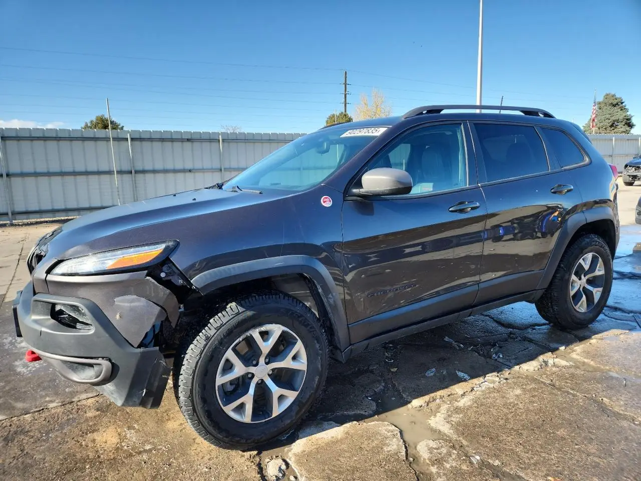 JEEP CHEROKEE 2017. Lot# 90297835. VIN 1C4PJMBS8HW524961. Photo 1