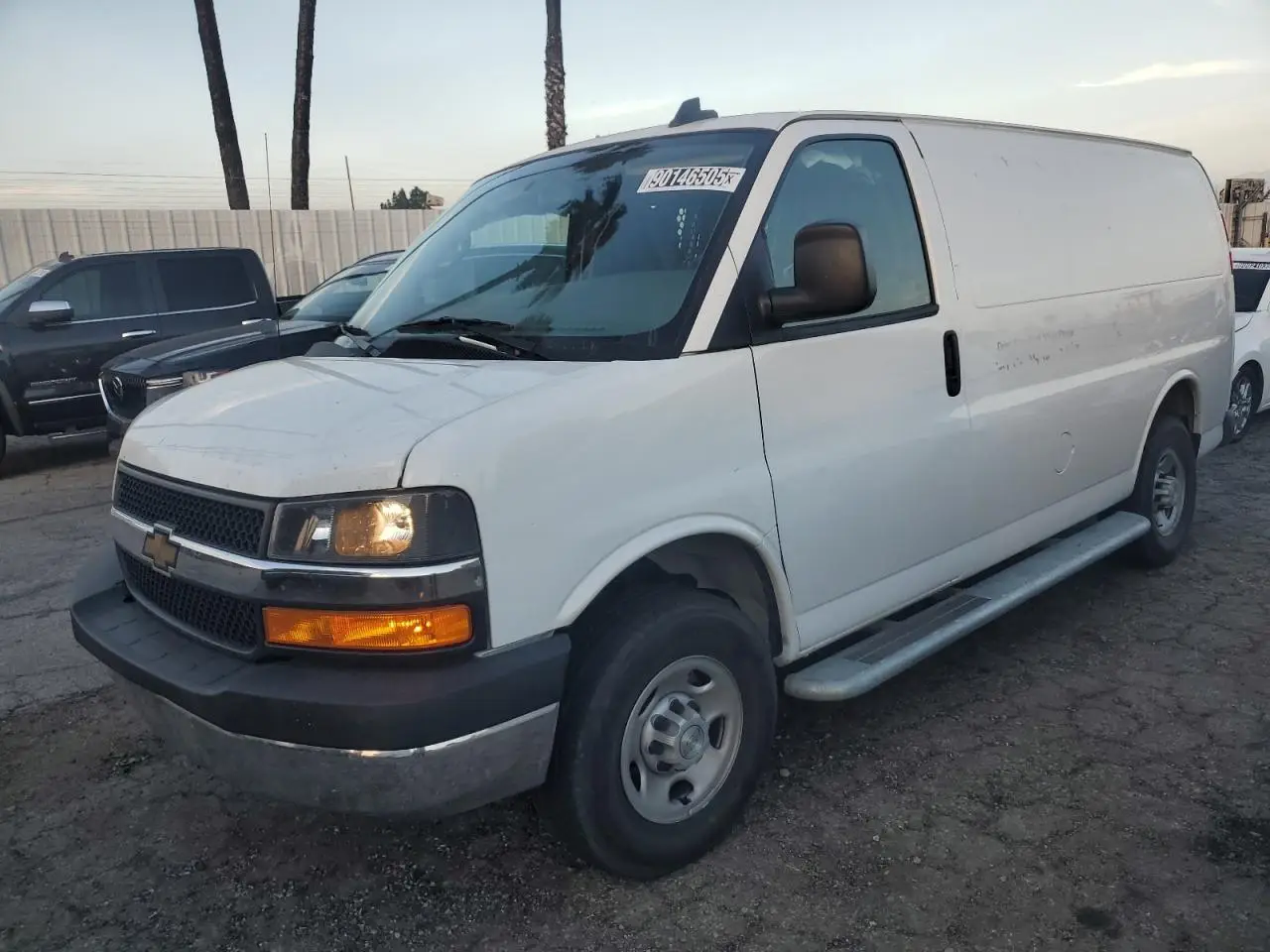 CHEVROLET EXPRESS 2024. Lot# 94004105. VIN 1GCWGAFP8R1188760. Photo 1