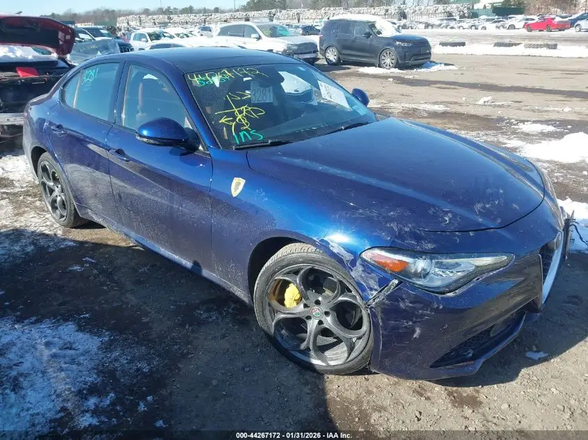 ALFA ROMEO GIULIA 2018. Lot# 44267172. VIN ZARFAEEN0J7597626. Photo 1