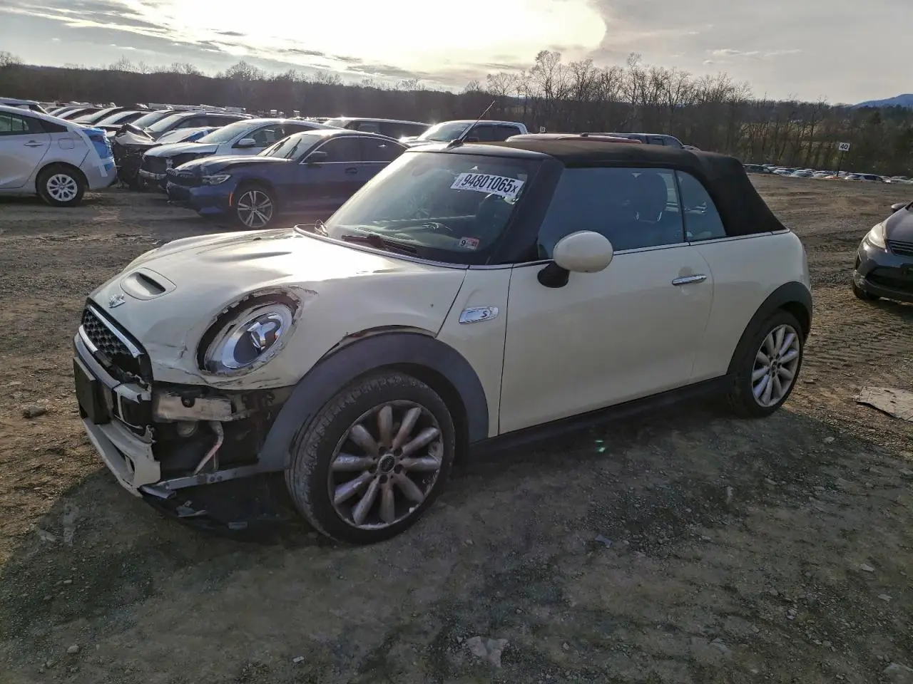 MINI COOPER 2017. Lot# 94801065. VIN WMWWG9C37H3C82227. Photo 1