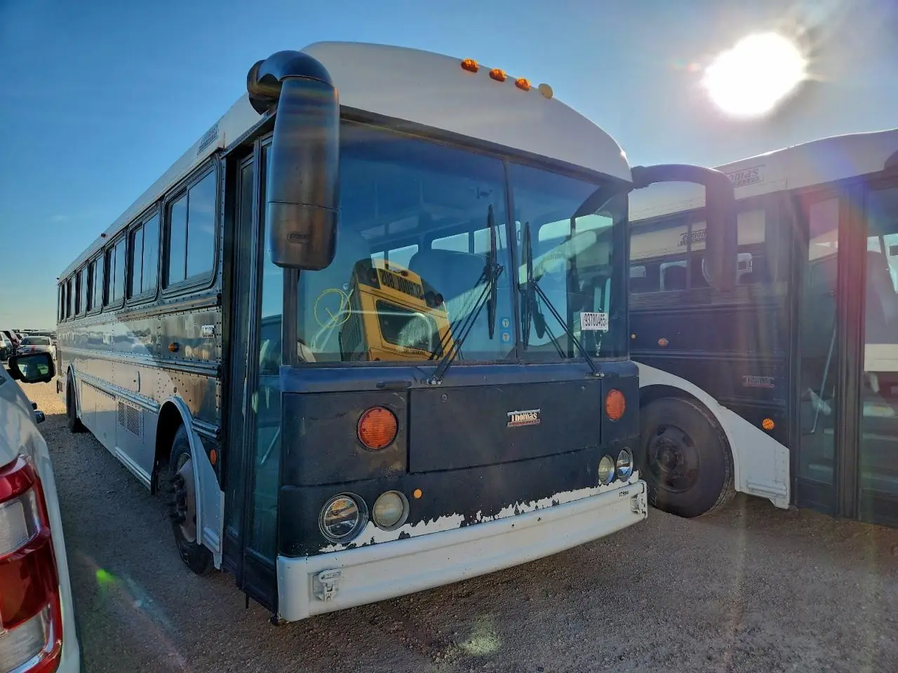 THOMAS SAF-T-LINE 2010. Lot# 93780465. VIN 1T7YU4E27A1129229. Photo 1