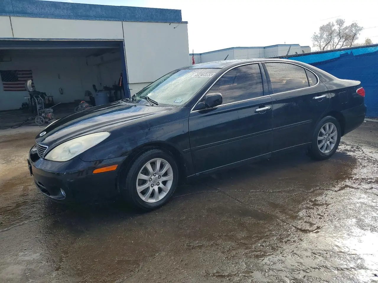 LEXUS ES330 2005. Lot# 98415965. VIN JTHBA30G555088878. Photo 1