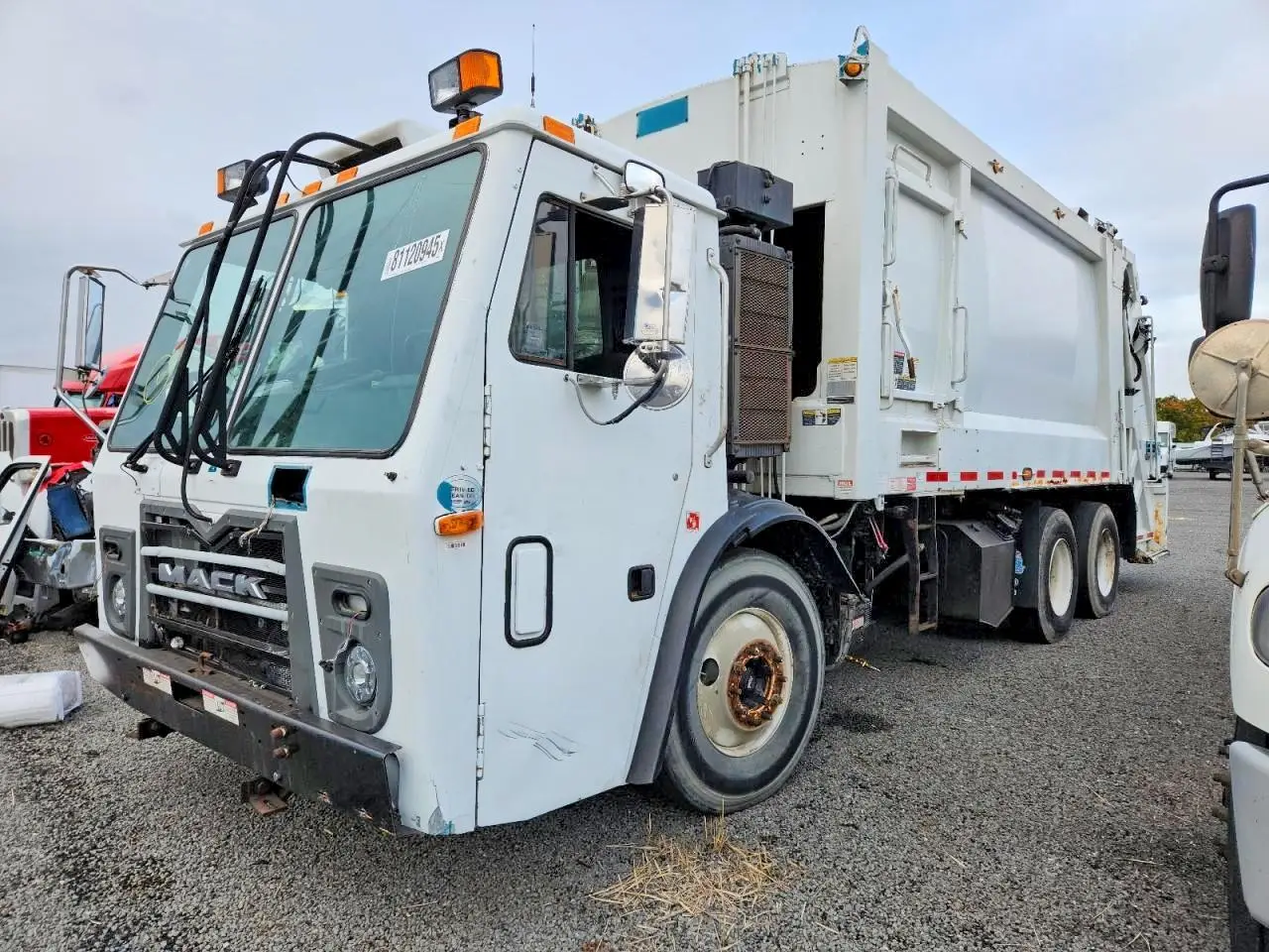 MACK ALL MODELS 2014. Lot# 75983055. VIN 1M2AU04C7EM008069. Photo 1