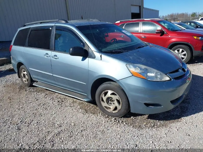 TOYOTA SIENNA 2006. Lot# 44016121. VIN 5TDZA23C46S495685. Photo 1