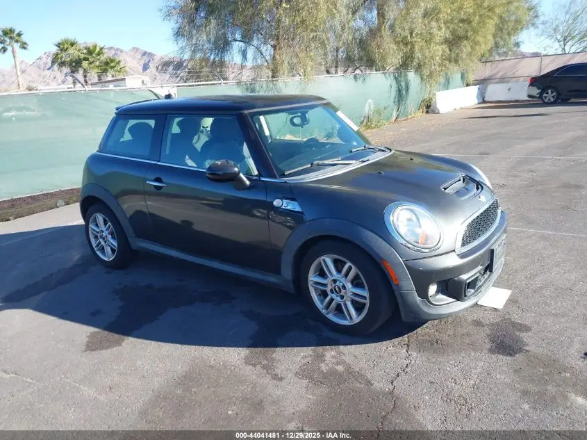 MINI COOPER S 2011. Lot# 44041481. VIN WMWSV3C56BTY24456. Photo 1