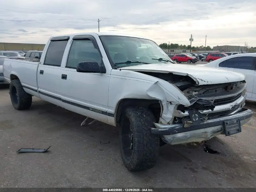 CHEVROLET C3500 1997. Lot# 44025560. VIN 1GCGC33R2VF054437. Photo 1