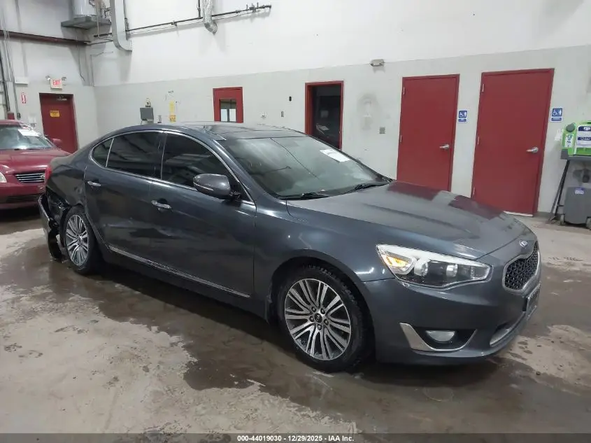 KIA CADENZA 2015. Lot# 44019030. VIN KNALN4D7XF5195501. Photo 1