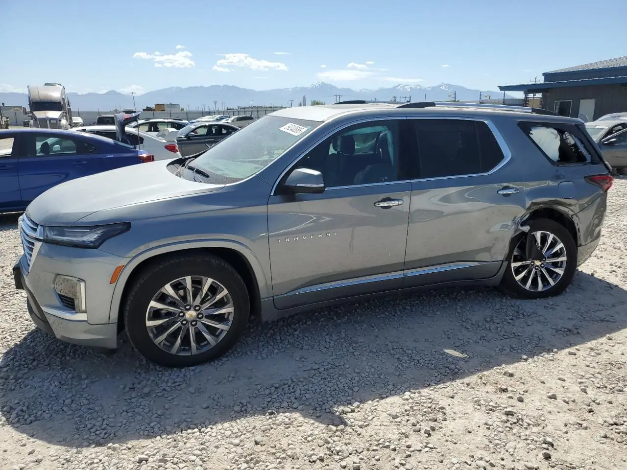 CHEVROLET TRAVERSE 2023. Lot# 59240685. VIN 1GNEVKKW5PJ204440. Photo 1