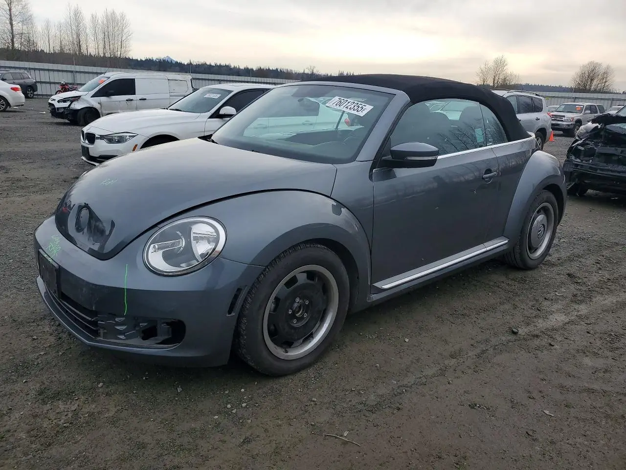 VOLKSWAGEN BEETLE 2013. Lot# 76012355. VIN 3VW5P7AT7DM807294. Photo 1