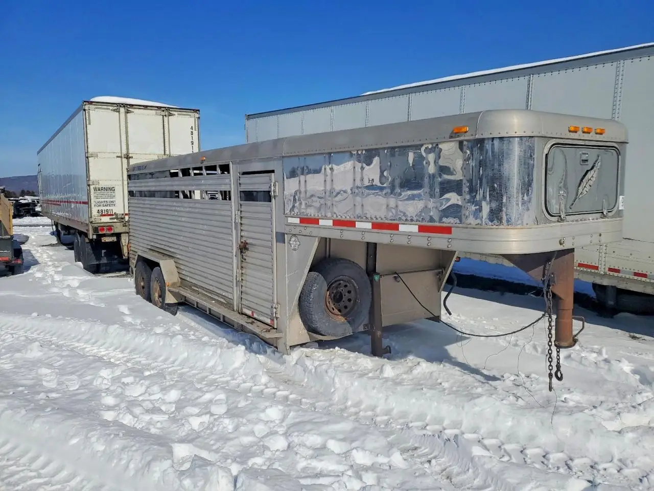 FEATHERLITE MFG INC TRAILER 1998. Lot# 98914705. VIN 4FGL02022WC211924. Photo 1
