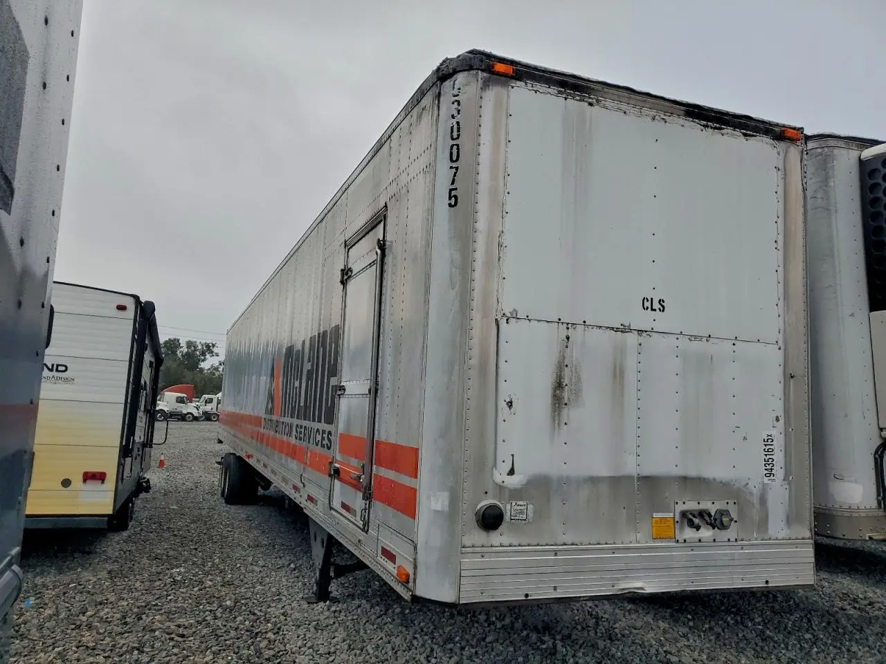 UTILITY ALL Models 1999. Lot# 94351615. VIN 1UYVS2535XM116006. Photo 1