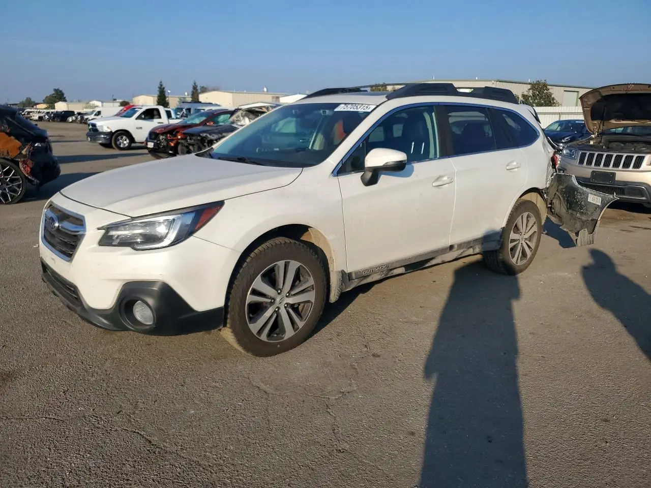 SUBARU OUTBACK 2018. Lot# 75705315. VIN 4S4BSENC0J3351313. Photo 1