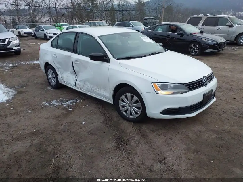 VOLKSWAGEN JETTA 2014. Lot# 44057192. VIN 3VW2K7AJ9EM418030. Photo 1