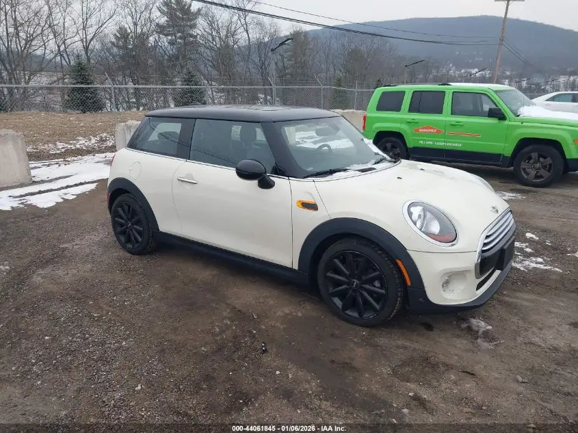 MINI HARDTOP 2018. Lot# 44061845. VIN WMWXP5C59J3C65613. Photo 1