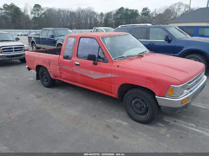 TOYOTA PICKUP 1990. Lot# 44333752. VIN JT4RN93P3L0013352. Photo 1