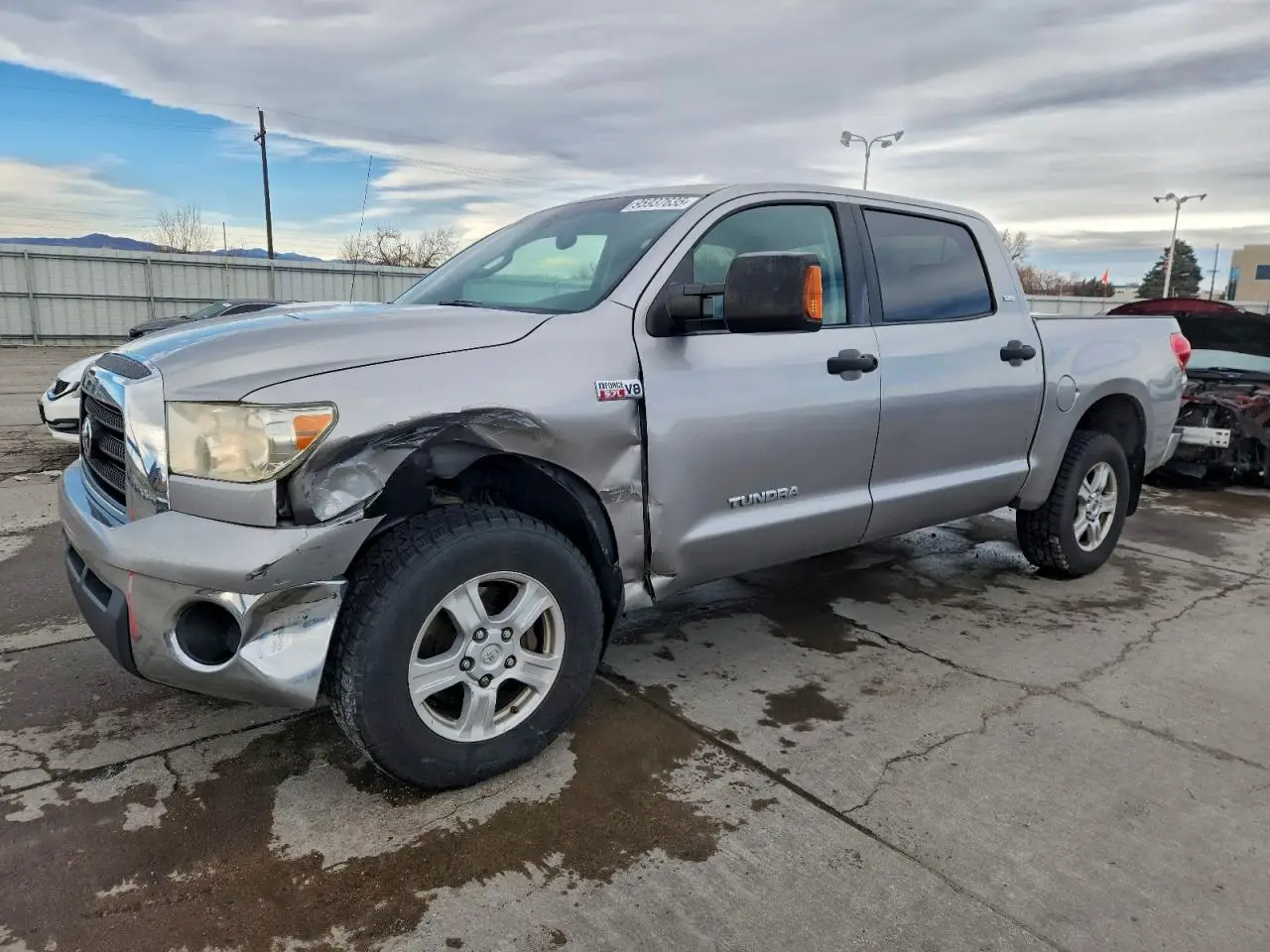 TOYOTA TUNDRA 2007. Lot# 95937635. VIN 5TBDV54147S477985. Photo 1