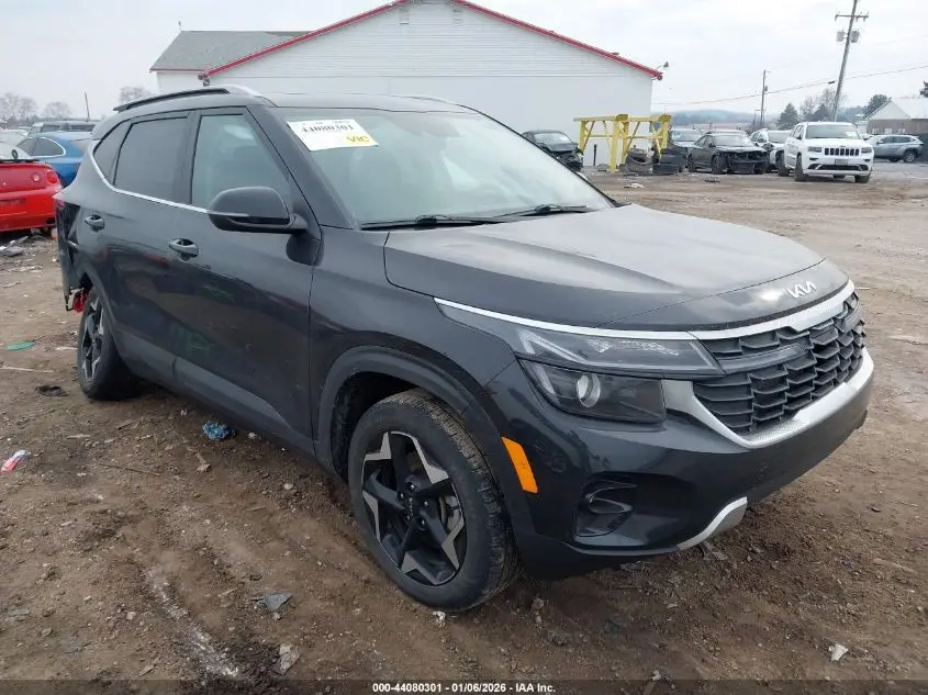 KIA SELTOS 2024. Lot# 44080301. VIN KNDERCAA2R7612208. Photo 1