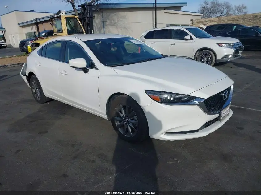 MAZDA MAZDA6 2018. Lot# 44044674. VIN JM1GL1UM4J1327277. Photo 1