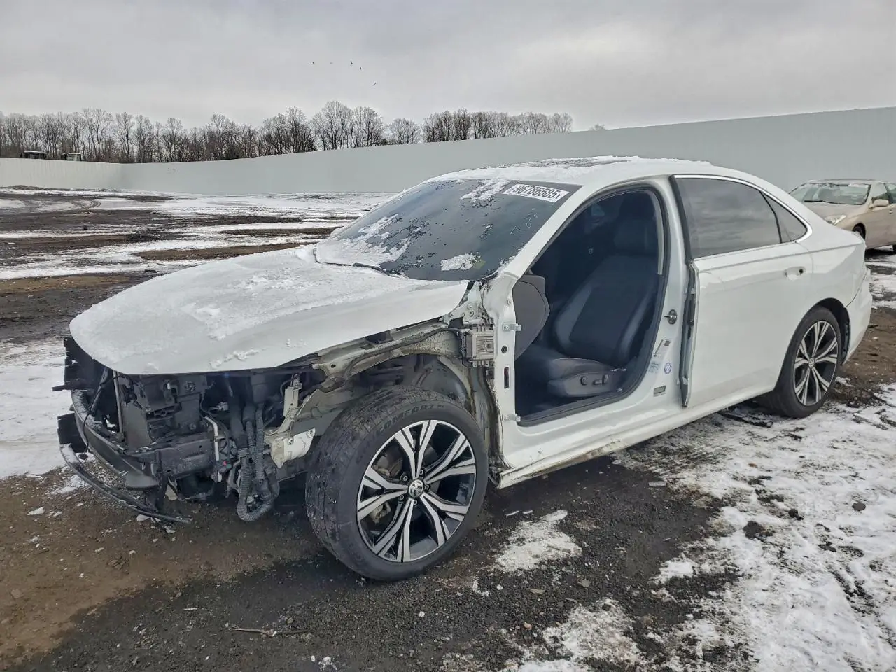 VOLKSWAGEN PASSAT 2021. Lot# 96786585. VIN 1VWSA7A31MC007533. Photo 1