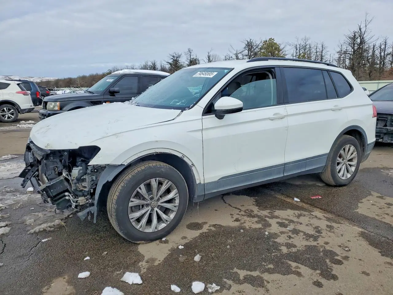 VOLKSWAGEN TIGUAN 2018. Lot# 74649585. VIN 3VV0B7AX9JM121849. Photo 1